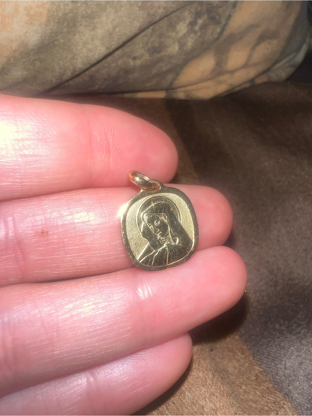 14k Italian Gold Virgin Mary Pendant Necklace Charm - Religious Women's Jewelry